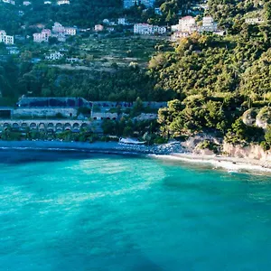 Baia Beniamin Hotel